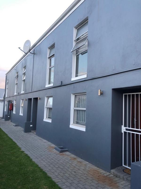 2 Bedroom Property for Sale in Parow Valley Western Cape